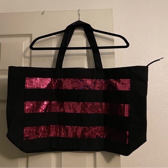 🖤🩷VS🩷🖤 Victoria Secret Hot Pink Sequins tote - Picture 4 of 9